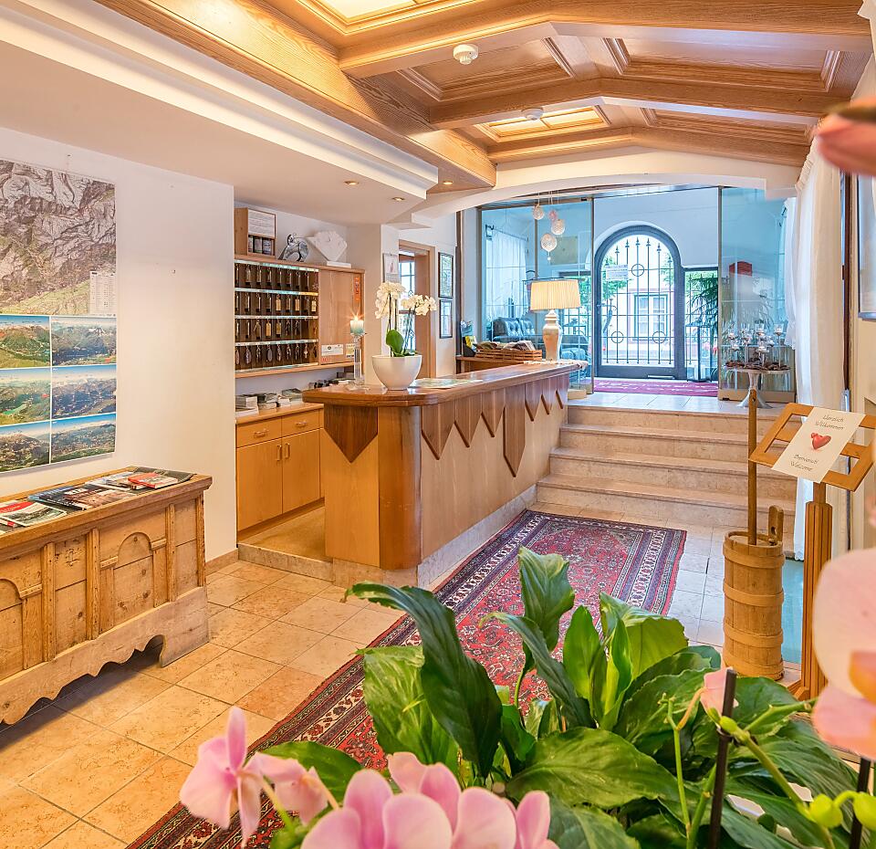 Piccolo Hotel Gurschler The rustic hotel in Val Senales