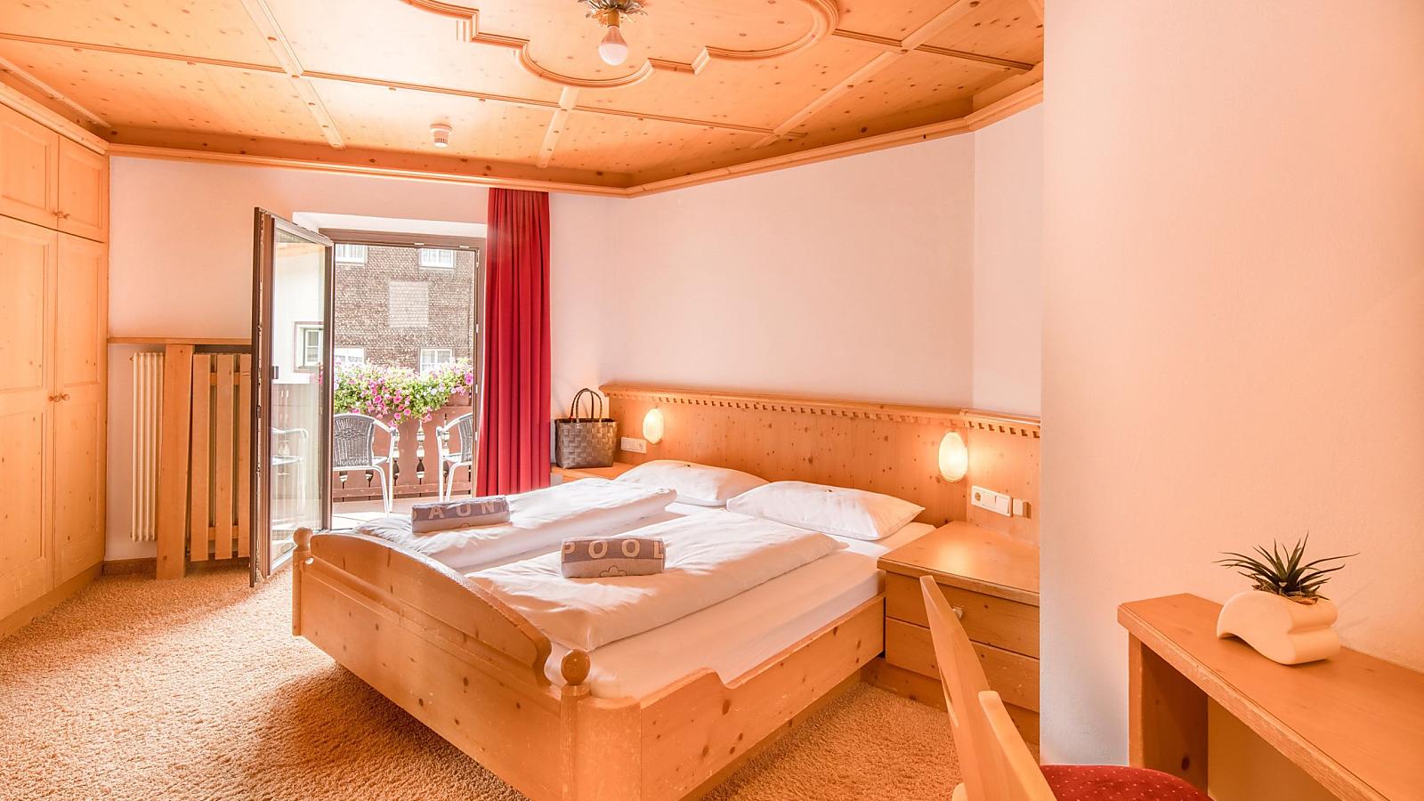 Le stanze in dettaglio Piccolo Hotel Gurschler a Maso Corto (Val Senales)